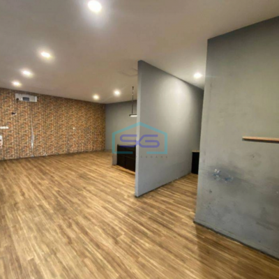 Disewakan Ruang Usaha di Area strategis Jakarta Barat LT 1024m2