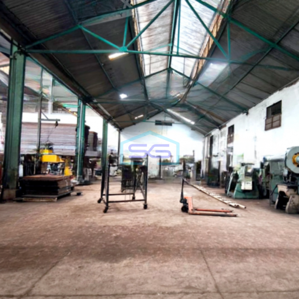 Dijual Gudang Luas Bangunan  1000 m² Lokasi Bebas Banjr di Blimbing Malang Jawa Timur-3