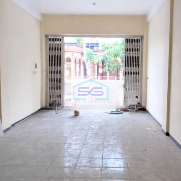 Dijual Ruko 2 Lantai Luas Bangunan 138 m² Lokasi Blitar Jawa Timur-1