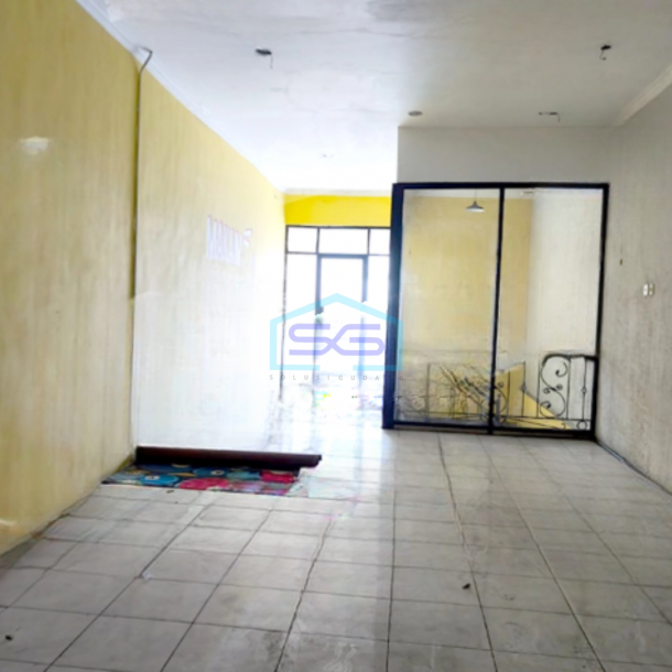 Disewakan Ruko 2 Lantai Luas Bangunan 370 m² Lokasi Bebas Banjir di Klojen Malang-2