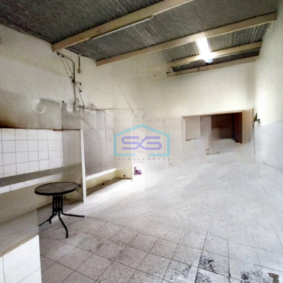 Disewakan Ruko 2 Lantai Luas Bangunan 370 m² Lokasi Bebas Banjir di Klojen Malang