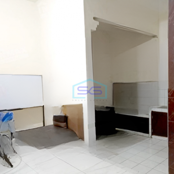 Disewakan Gudang Luas Tanah 1115 m² Lokasi Bebas Banjir di Singosari Malang-1