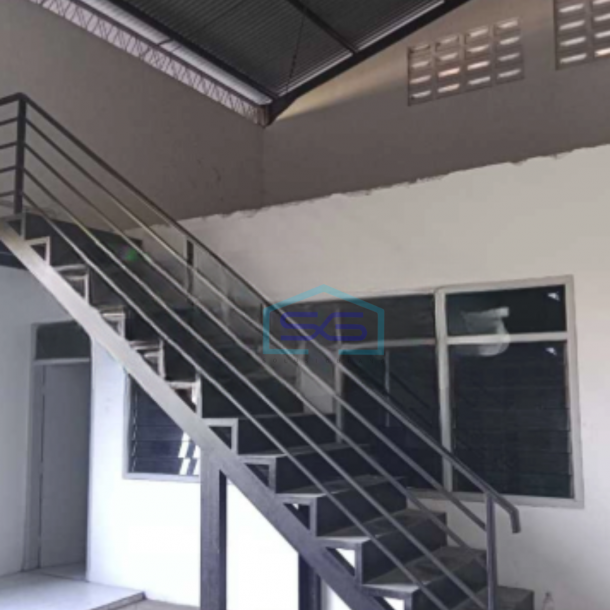 Disewakan Gudang Lokasi Bebas Banjir Luas Tanah  1850 m² di Pasuruan Jawa Timur-2
