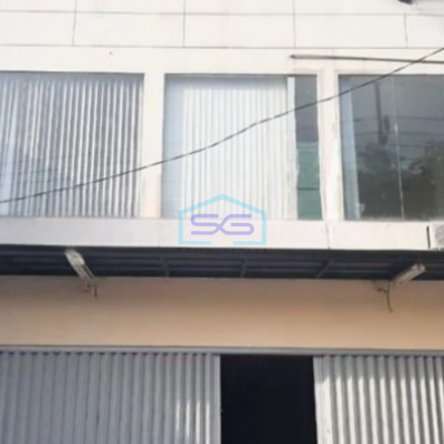 Disewakan Ruko 2 Lantai Siap Usaha Nol Jalan Raya Wiyung Menganti Surabaya LB 850m2