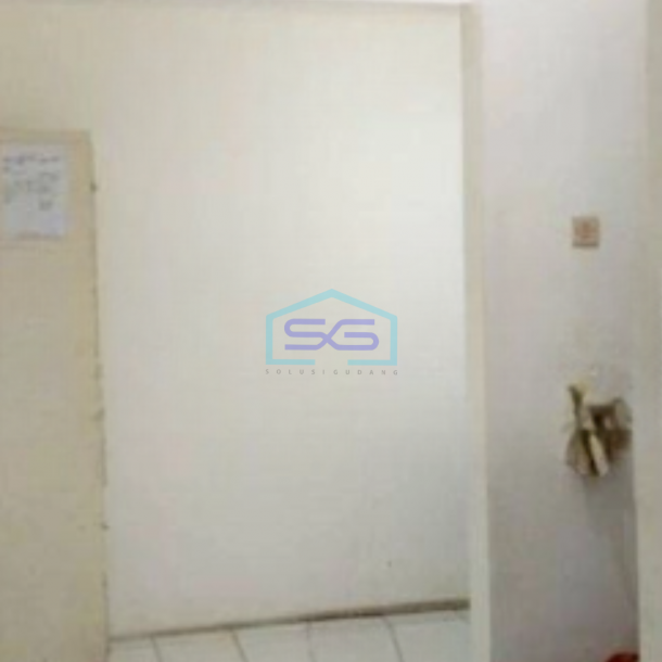 Dijual Ruko  2 Lantai Luas Bangunan 162 m² di Rampal Celaket-1