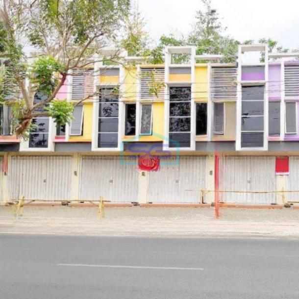 Dijual Ruko Sangat Strategis di Sananwetan Blitar Jawa Timur Luas Bangunan  102 m²-1