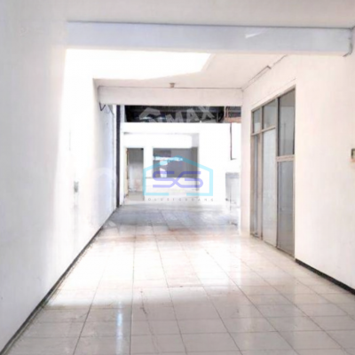 Disewakan Ruko Luas Tanah  342 m² Lokasi Bebas Banjir dan Siap Huni di Blimbing Malang-2