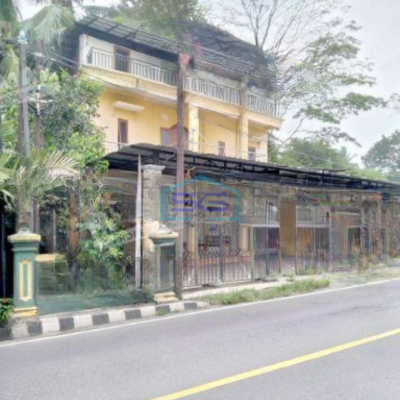 Dijual Ruko Luas Bangunan 300 m² di Sleman Yogyakarta Hraga Murah Bisa Nego Lokasi Strategis