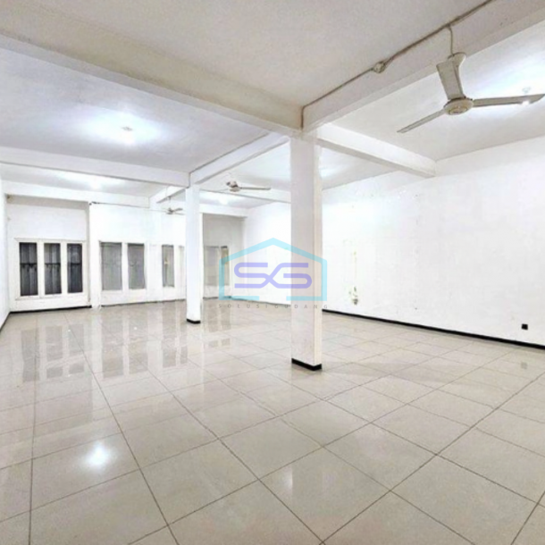 Dijual Ruko 3 Lantai Luas Bangunan  800 m² di Bandulan Malang Pusat Bisnis-1
