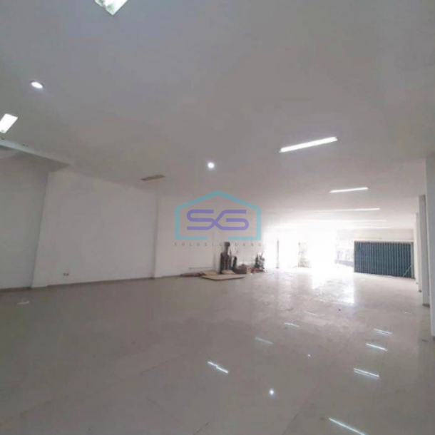 Dijual Ruko 2 Lantai Luas Bangunan 850 m² di Wiyung Surabaya Cocok Untuk Segala Usaha-2