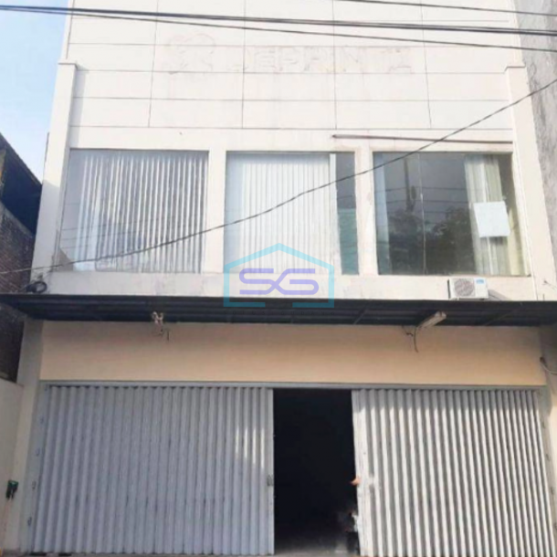 Dijual Ruko 2 Lantai Luas Bangunan 850 m² di Wiyung Surabaya Cocok Untuk Segala Usaha-1