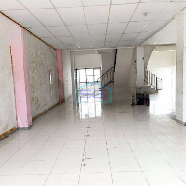 Disewakan Ruko 3 Lantai Siap Huni Luas Bangunan 360 m² di Blimbing Malang Cocok Untuk Segala Usaha-1