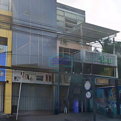 Disewakan Ruko Tiga Lantai Di Kota Kediri Luas Bangunan 550m2 Area Parkir Luas
