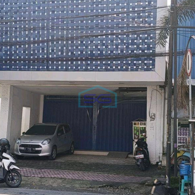 Disewakan Ruko Siap Pakai Di Tengah Kota Kediri Jawa Timur LT 300m2