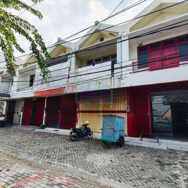 Disewakan Ruko Dua Lantai Siap Pakai Di Mojokerto LT 110m2-1