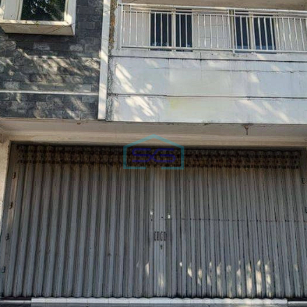 Disewakan Ruko 2 Lantai di Mojokerto Luas Bangunan 120m2 Murah-1