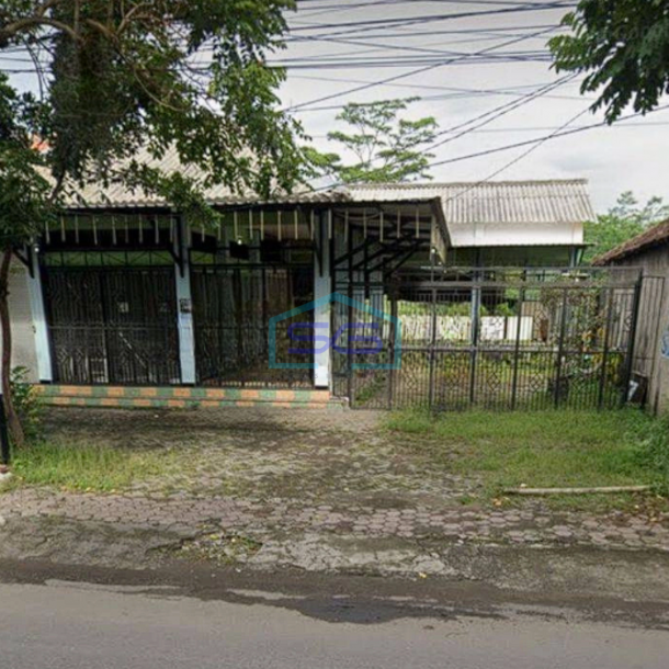 Dijual Cepat Ruang Usaha di Kota Kediri Luas 383m2 Lokasi Strategis-1