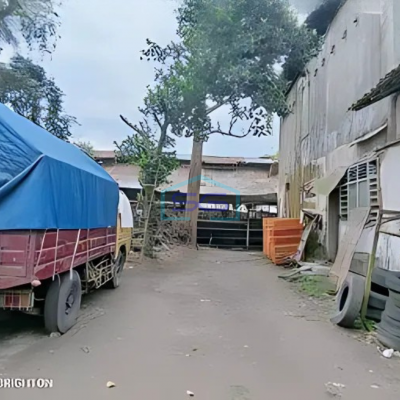 Dijual Ruang Usaha di Wates Kediri Luas Tanah 1435m2 Area Parkir Luas