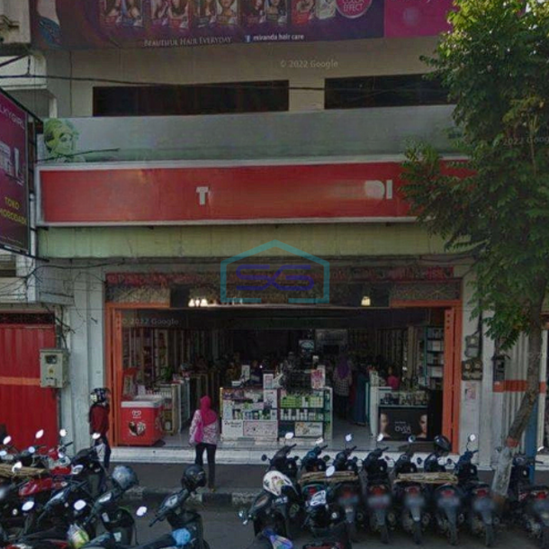 Dijual Ruko Tiga Lantai di Pusat Kota Mojokerto LB 600m2-1