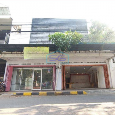 Dijual Ruko 2 Lantai Lokasi di Pusat Kota Madiun LB 300m2