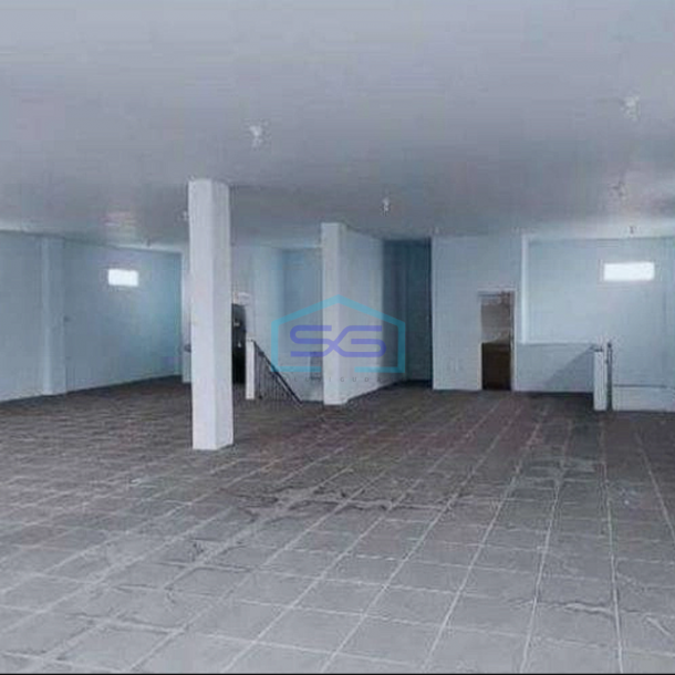 Disewakan Ruko Dua Lantai di Jalan Besar Kota Blitar Luas Bnagunan 270m2-1