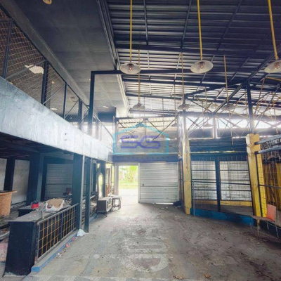 Disewakan Ruang Usaha/ Tanah Di Tengah Kota Sidoarjo Luas Tanah 878m2