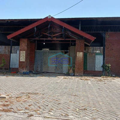 Disewakan Bangunan ex Resto di Kediri Ruang Usaha LT 899m2