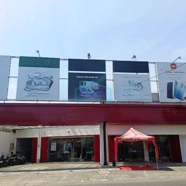 Disewakan Ruko Luas di Kota Kediri Luas Tanah 1600m2 Parkir Luas-1