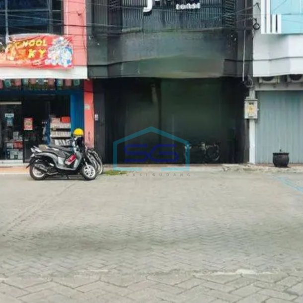 Disewakan ruko tiga lantai di Wiyung surabaya-1