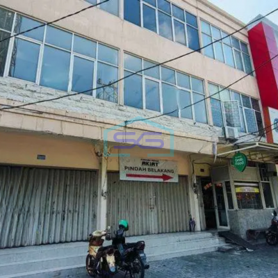 Disewakan Ruko tiga lantai di surabaya