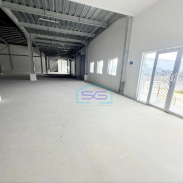 Dijual Cepat Gudang Strategis Delta Silicon Lippo Cikarang Luas Bangunan  2680 m²-2