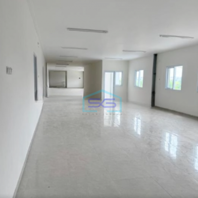Dijual Cepat Gudang Strategis Delta Silicon Lippo Cikarang Luas Bangunan  2680 m²
