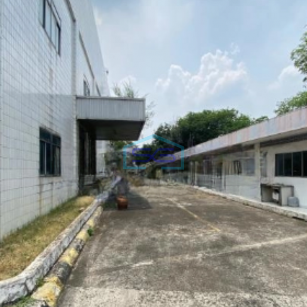 Dijual Cepat Pabrik Kawasan Delta Silicon Lippo Cikarang Jawa Barat Luas Bangunan  3414 m²-2