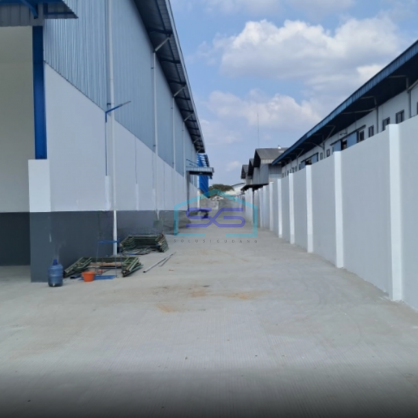Disewakan Gudang Delta Silicon Lippo Cikarang Jawa Barat Luas Bangunan  4096 m²-3