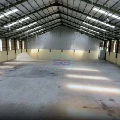 Disewakan Gudang Bagus Delta Silicon Lippo Cikarang Jawa Barat Luas Bangunan  2400 m²