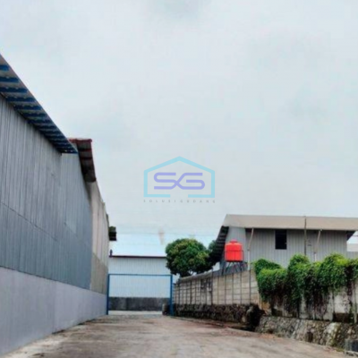 Disewakan Gudang Siap Pakai Parkir Luas di Sebelah gading Serpong dan Lippo Karawaci Luas Tanah 920 m²