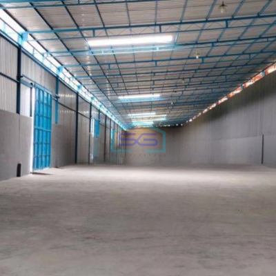 Disewakan Gudang Siap Pakai Parkir Luas di Sebelah gading Serpong dan Lippo Karawaci Luas Tanah 920 m²