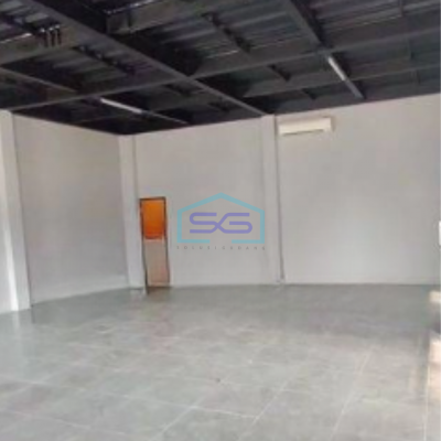 Disewakan Gudang 2 Lantai Lokasi Bebas Banjir Luas Tanah  1000 m²