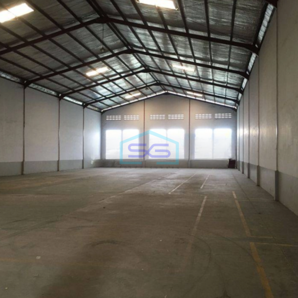 Disewakan Gudang Industri Pinggir Tol Cikupamas Tangerang LT 2600m2-3