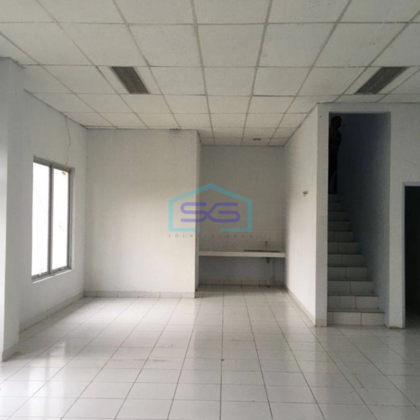 Disewakan Gudang Industri Pinggir Tol Cikupamas Tangerang LT 2600m2-2