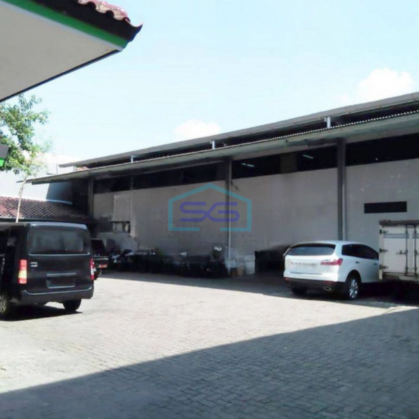 Dijual Ruang Usaha di Jenderal Sudirman Semarang LT 2600m2 Bagus Siap Pakai-1