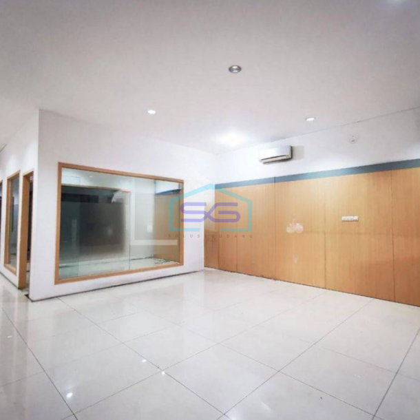 Disewakan Ruko Siap Pakai di Gajahmada Semarang Luas 360m2-2