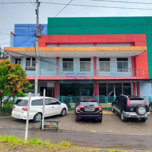 Dijual Ruang Usaha di Suratmo Semarang Barat LB 750m2 Bebas Banjir-1