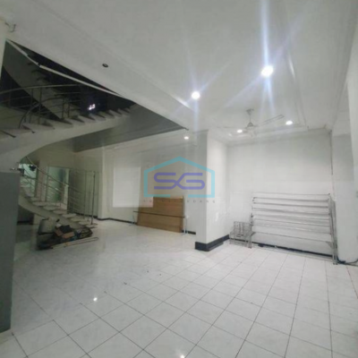 Disewakan Ruang Usaha Siap Pakai di Mayjen Sutoyo Semarang LB 1200m2