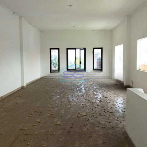 Dijual Ruko 2 Lantai di keramaian Raya Semer, Kerobokan Badung Bali LB 180m2-3