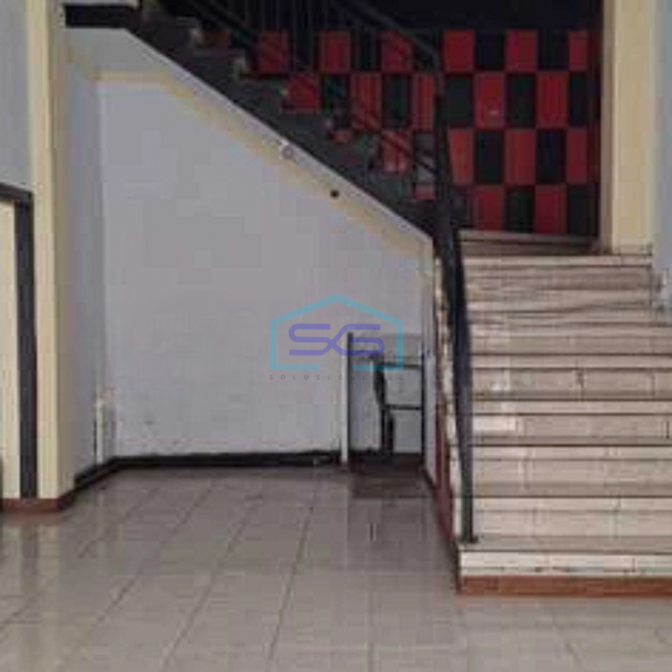 Disewakan Gedung Parkiran Luas Renon Bali Luas Bangunan 260m2-5