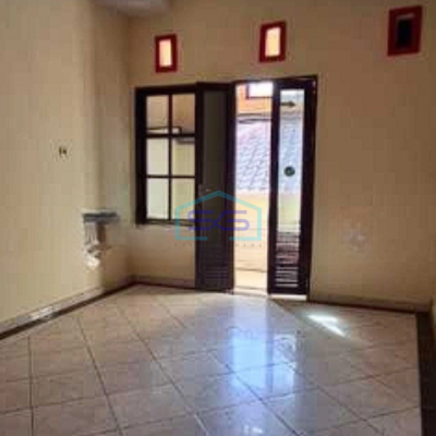 Disewakan Gedung Parkiran Luas Renon Bali Luas Bangunan 260m2