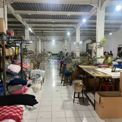 Disewakan Gudang Kantor Mess Di Muding Kerobokan Bali Luas Tanah 1350m2