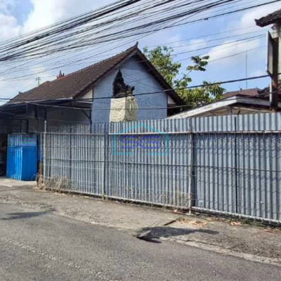 Disewakan Gudang Kantor Tempat Usaha Kerobokan Kelod Badung Bali LT 833m2