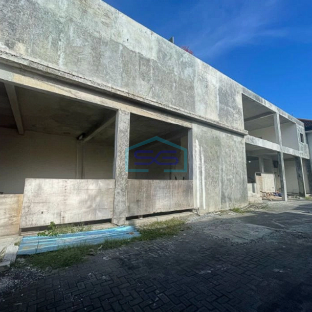 Disewakan Ruang Usaha 2 Lantai Di Pusat Seminyak Bali LB 300m2-1